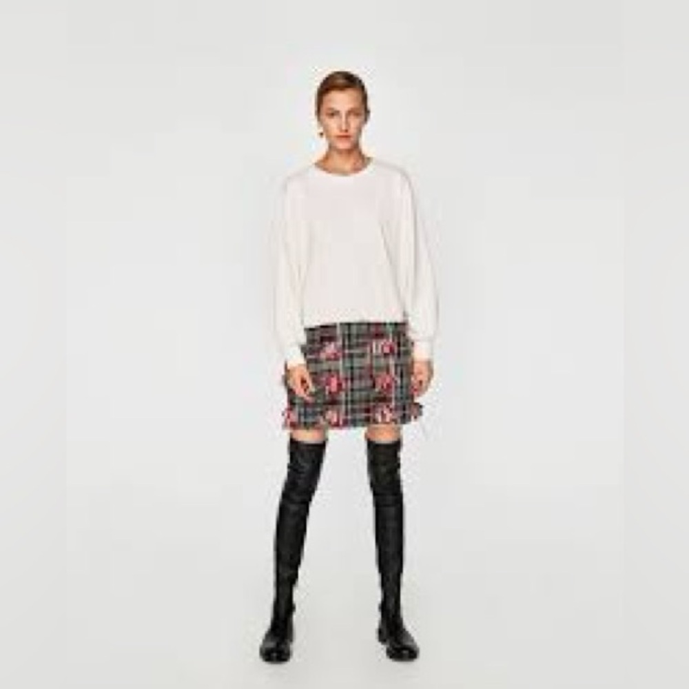 ZARA Oversized Cream Sweatshirt Tweed Front Combination Dress Red Plaid S NEW